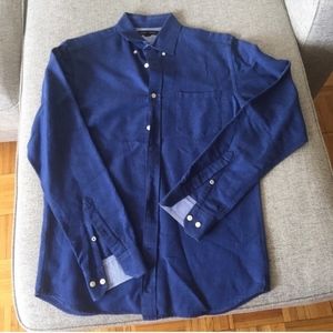 Banana Republic Men’s Linen Collared Shirt